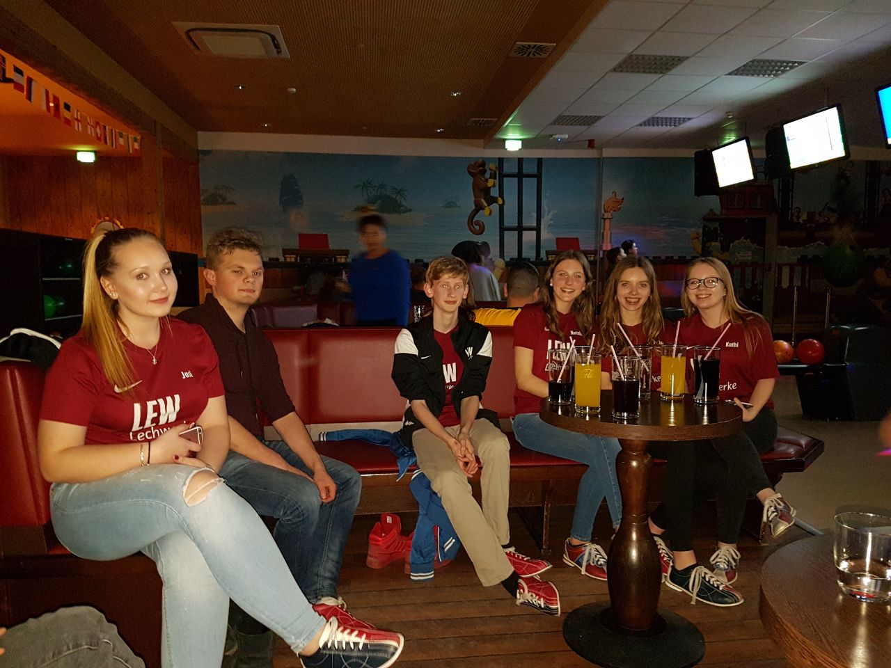 2019: Zum Bowlen im Lego-Feriendorf